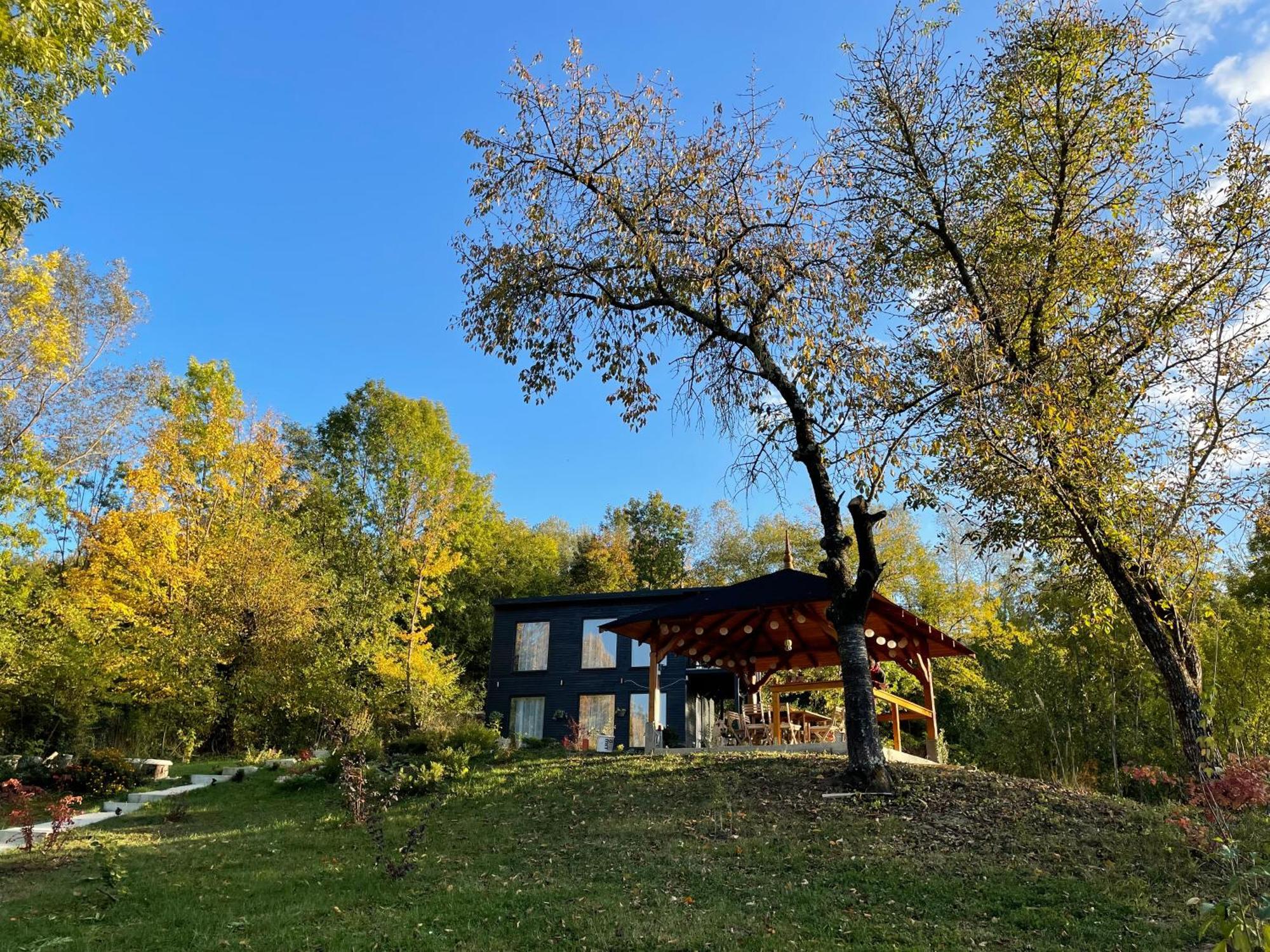 Casa De Pe Un Deal-Provita De Sus-Prahova Extérieur photo